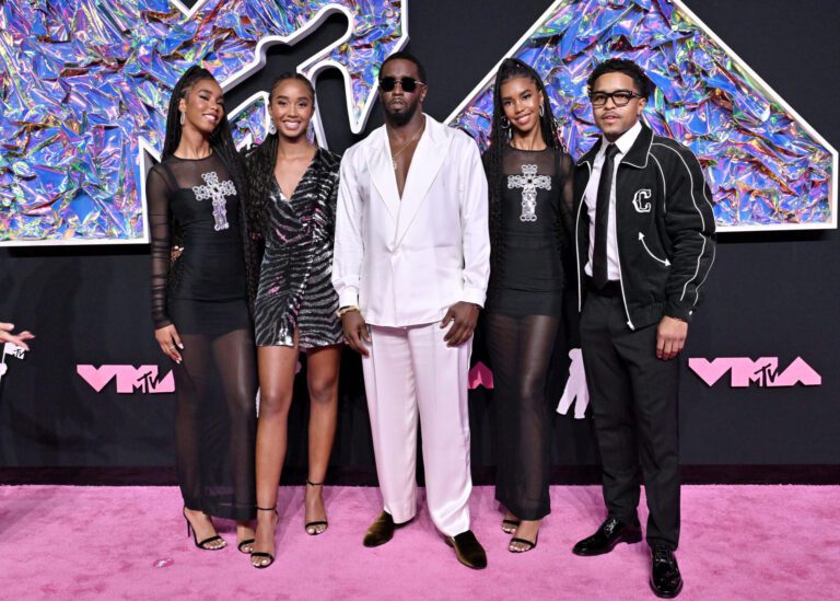 Diddy Posts Photo On Instagram Of 'roll Loud La' With