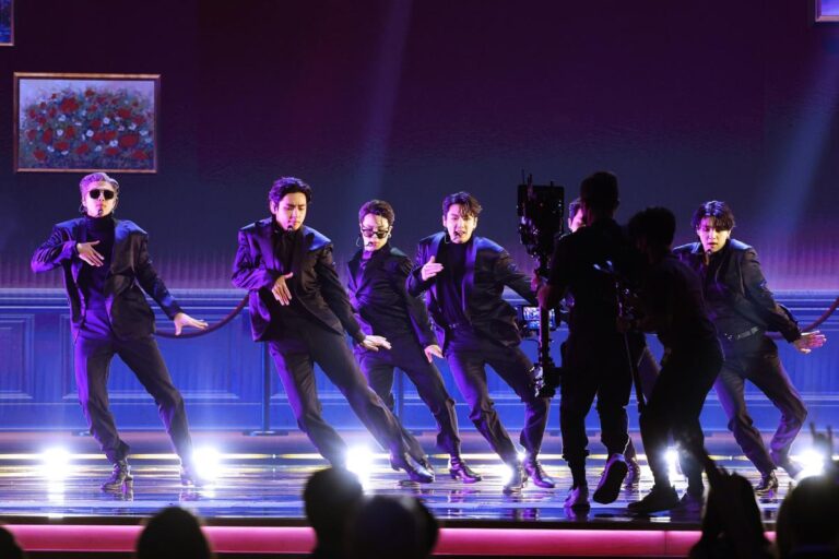 Universal Music To Distribute Bts, Rappers In New Hybe Deal