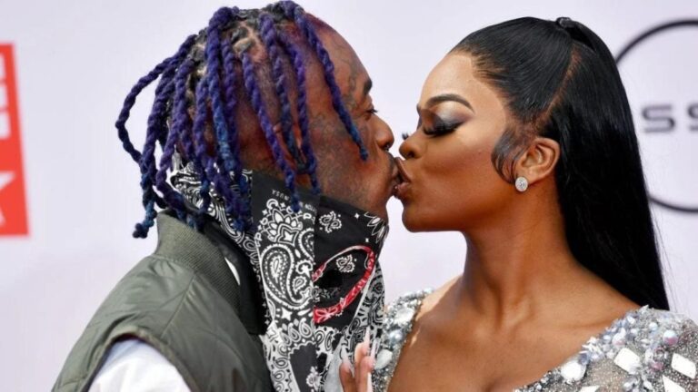 JT fires back at fans who mocked Lil Uzi Vert’s Coachella dance moves HipHopDX