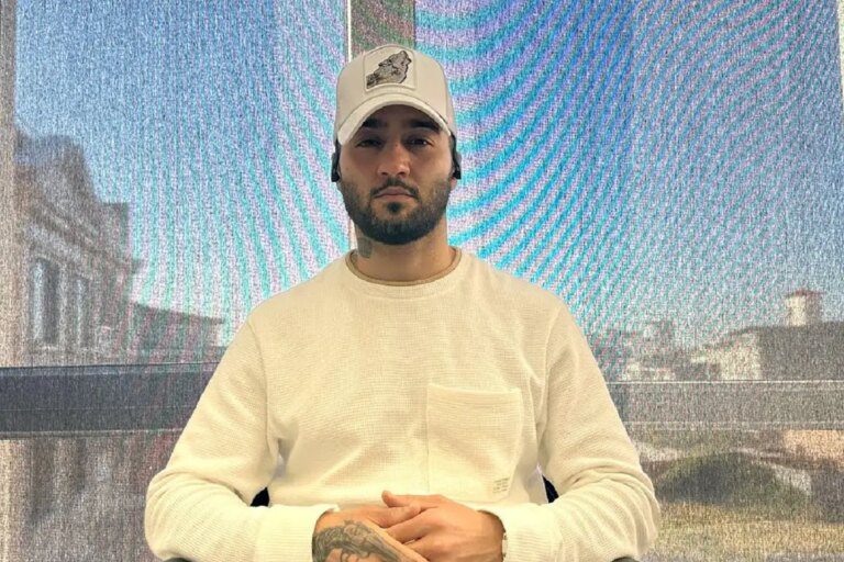 Tumaj Salehi faces death penalty in Iran for criticizing regime Tumaj Salehi Faces Death Penalty In Iran For Criticizing Regime