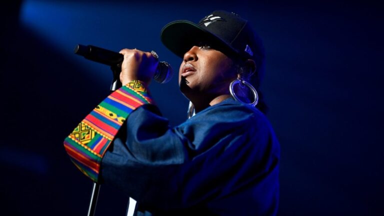 HipHopDX