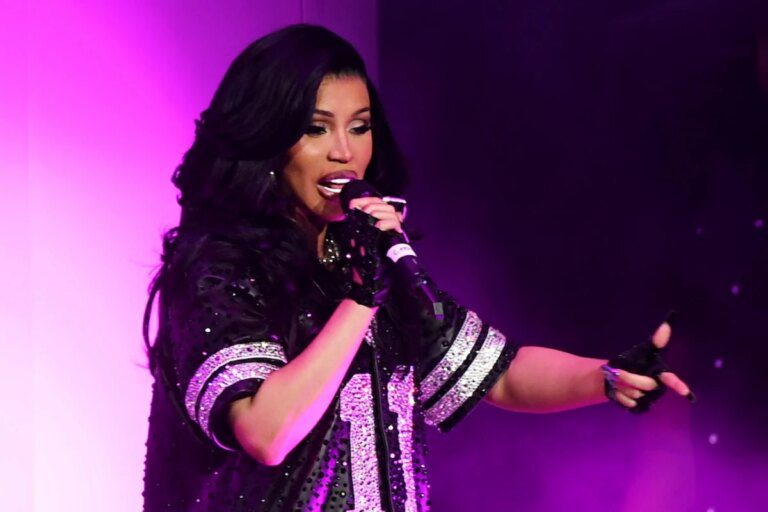 Cardi B Slams Production Team Over Pyro Issues At Bet