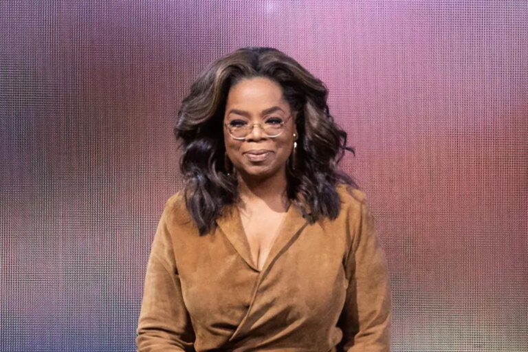 Oprah Winfrey Shares Gayle King’s Health Update During Hospitalization Oprah Winfrey Shares Gayle King's Health Update During Hospitalization