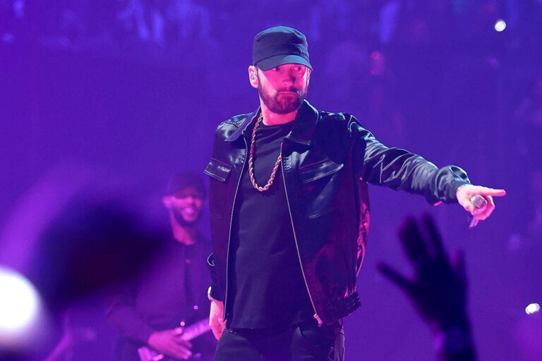 Eminem Publishes A Public Service Announcement And Tells How To