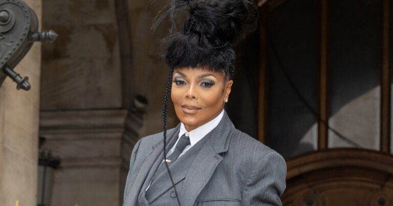 Janet Jackson’s alleged manager breaks silence after being fired over Kamala Harris’ apology HNHH App on App Store