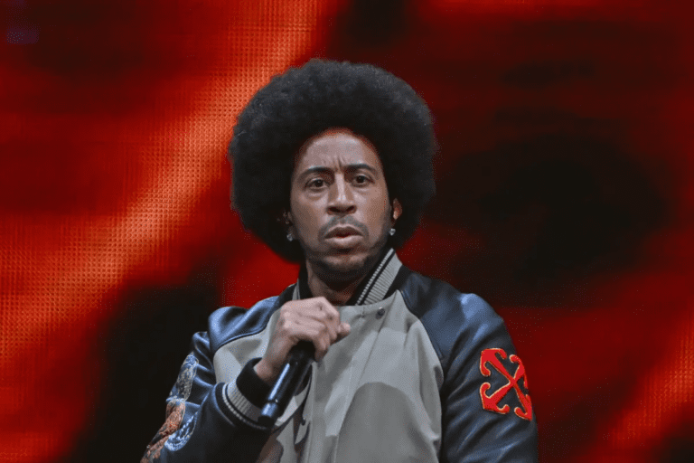 Ludacris dons signature giant arm in Braves game 1: Young fans confused Ludacris Dons Signature Giant Arm In Braves Game 1: Young