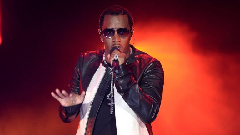 HipHopDX