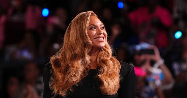 Beyoncé To Headline Ravens Texans Christmas Game Halftime Show