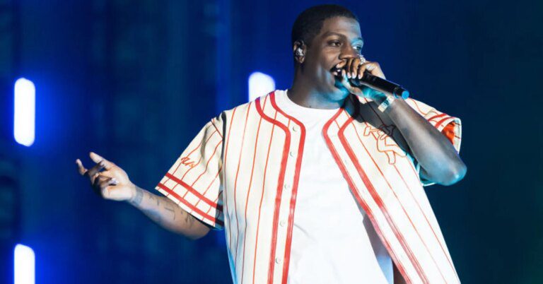 Lil Yachty's New Haircut Draws Comparisons From Mase On Rolling