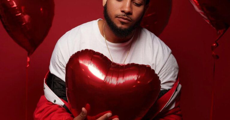 Elhae and E-Los share some “Scarlett Poetry” Elhae And E Los Share Some “scarlett Poetry”