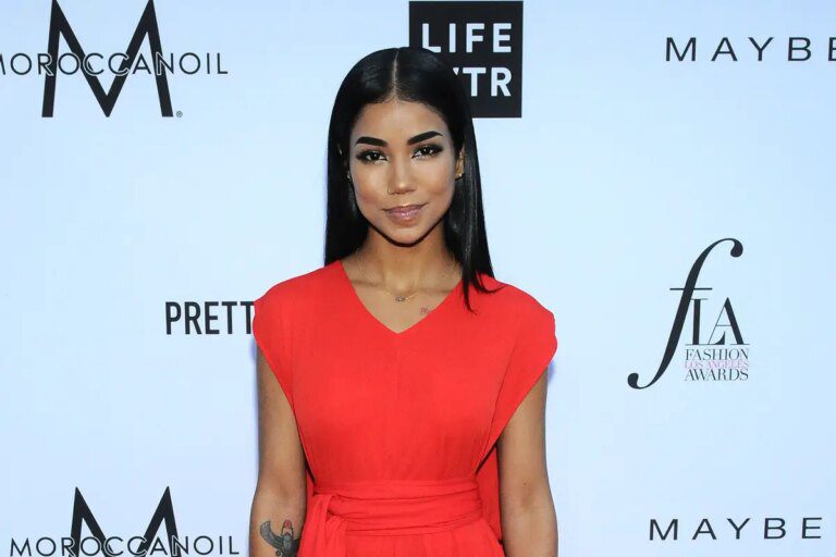 Jhené Aiko's Touching Tribute To Firefighters Battling Los Angeles Fires
