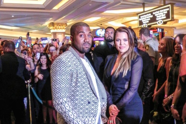 Kardashians develops spin off tv series