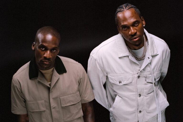 Clip file reunion with pharrell williams for bubble comeback album "let