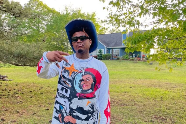 Kirk & rasheeda's daughter falls into t shot accusation