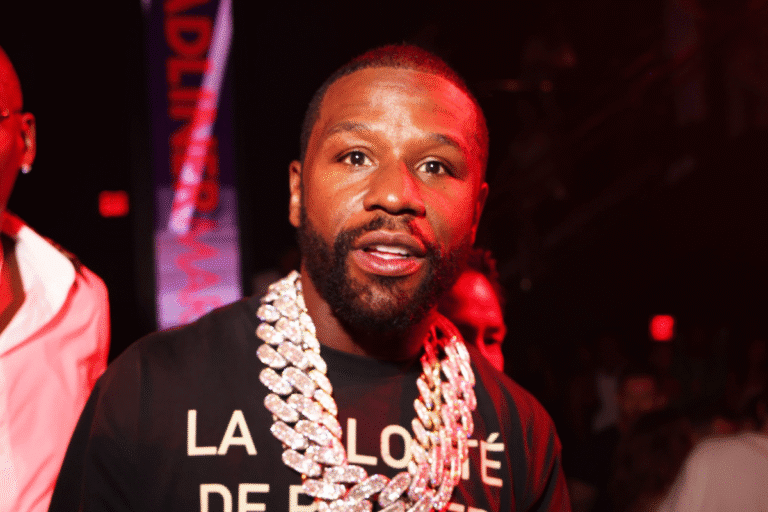 Floyd mayweather cashes in terence crawford