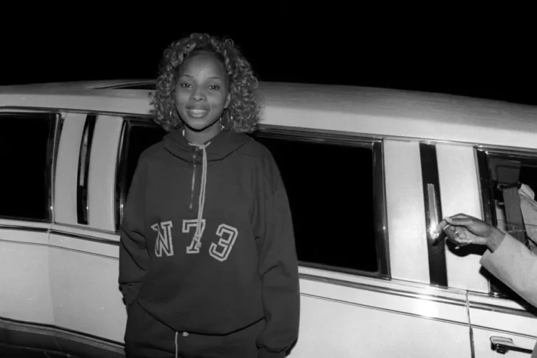 Mary j. blige 1992 car billboard 1548