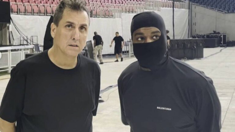 Mike dean at kanye west