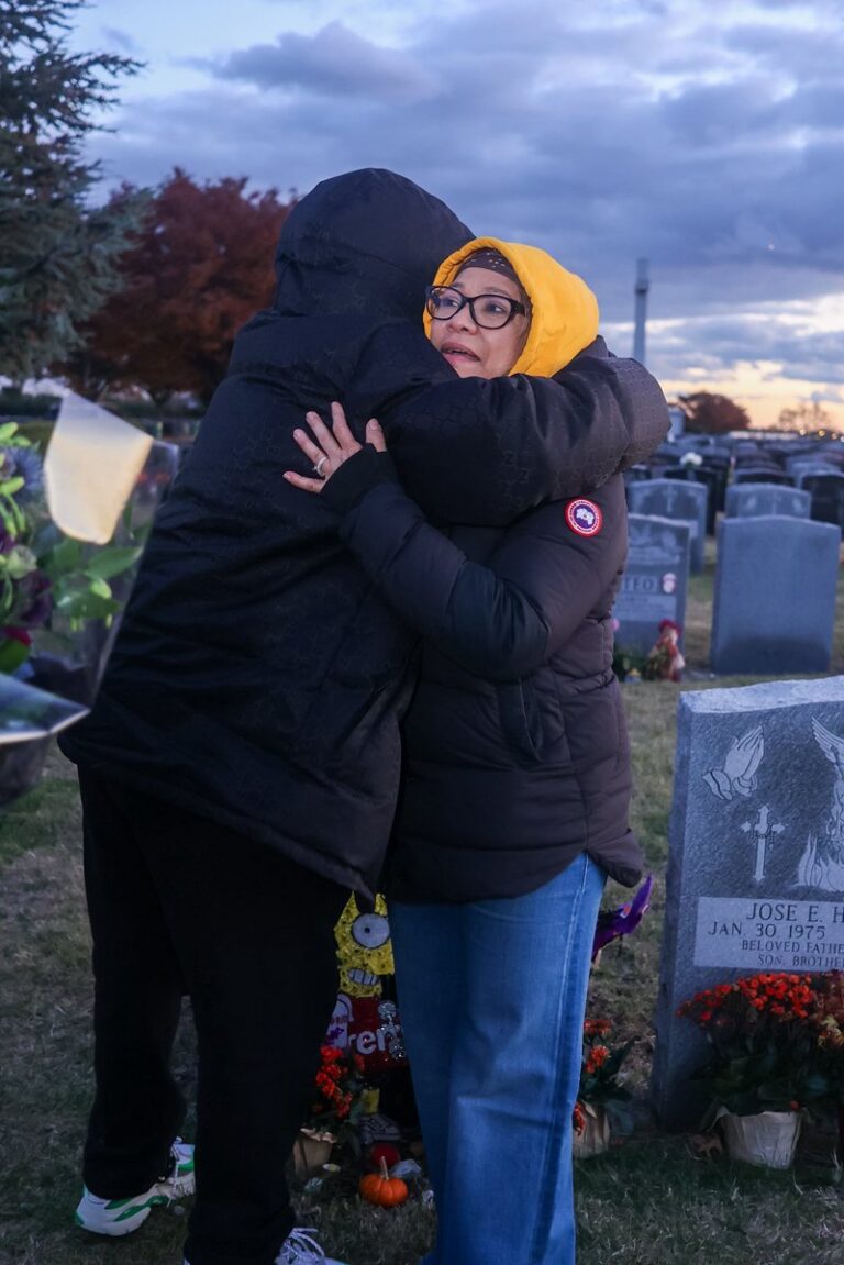 Max B Pays Tribute to A$AP Yams With Emotional Graveside Visit in Harlem G5rYdVJXUAAHkvF