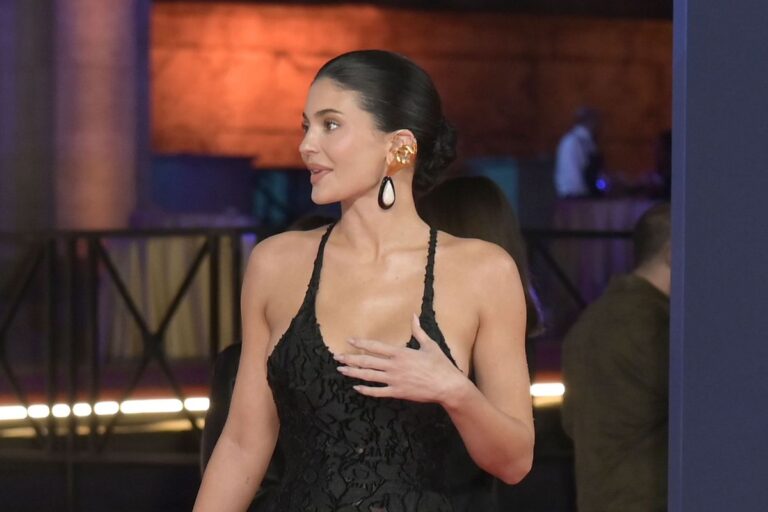 Kylie Jenner is a feast for the eyes in a