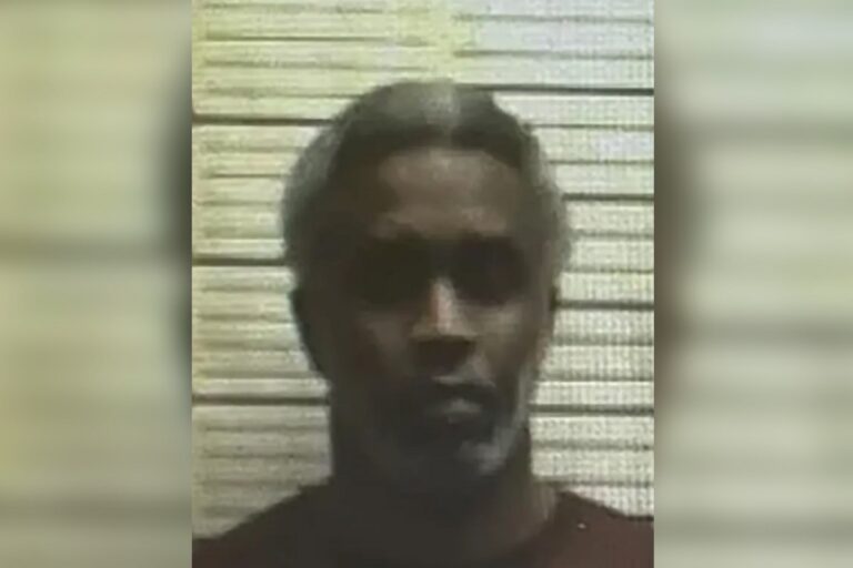 Puff Daddy jailed photos surface, he now works at Chapel