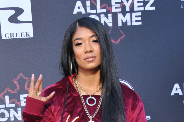 Jhené Aiko’s Big Sister Mila J Shows Off Perfect Bold