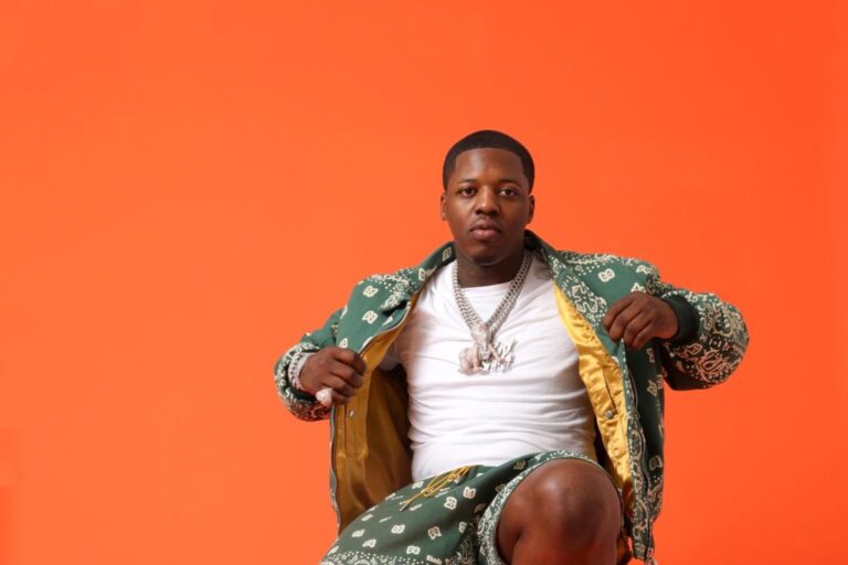 Lil Zay Osama mother and son beaten near Chicago school while helping family, kids charged Lil Zay Osama mother and son beaten near Chicago school