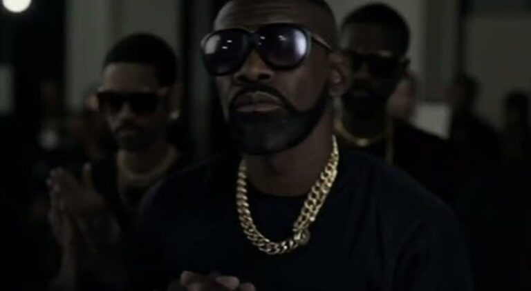 MacDonthefifth releases new single “Praise” MacDonthefifth releases new single "Praise"