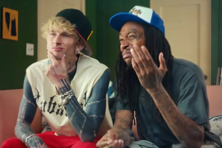 Mgk and Wiz Khalifa release new mixtape 'Blog Era Boyz':